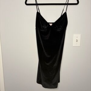 VS short velvet night gown